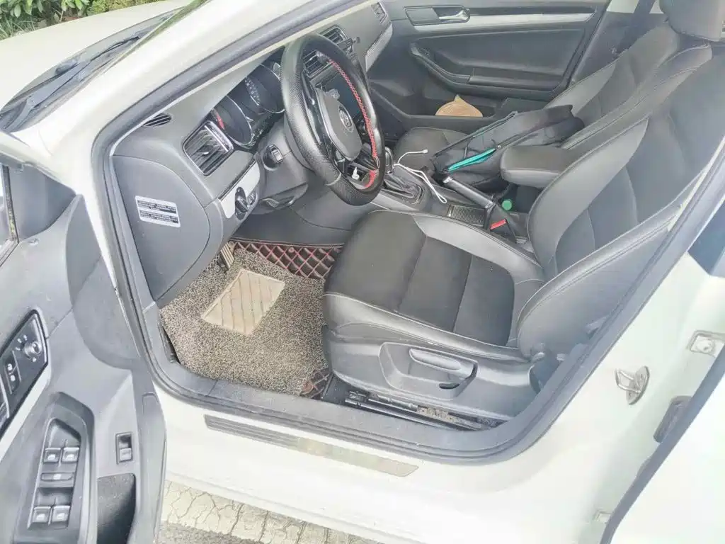 Volkswagen Sagitar 2015 230TSI Automatic Comfort