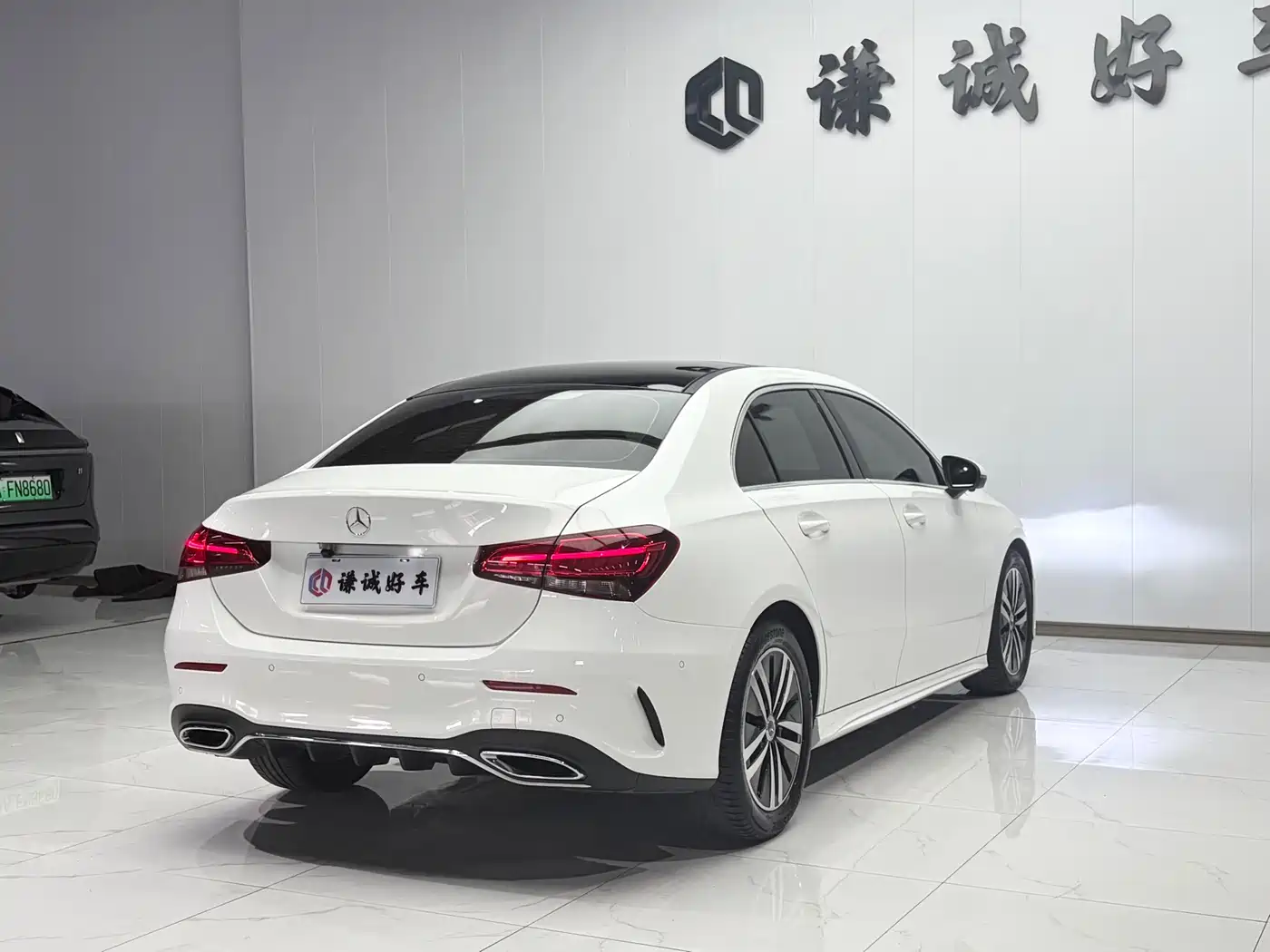 Mercedes-Benz Mercedes-Benz A-Class 2019 A 180 L Sport Sedan