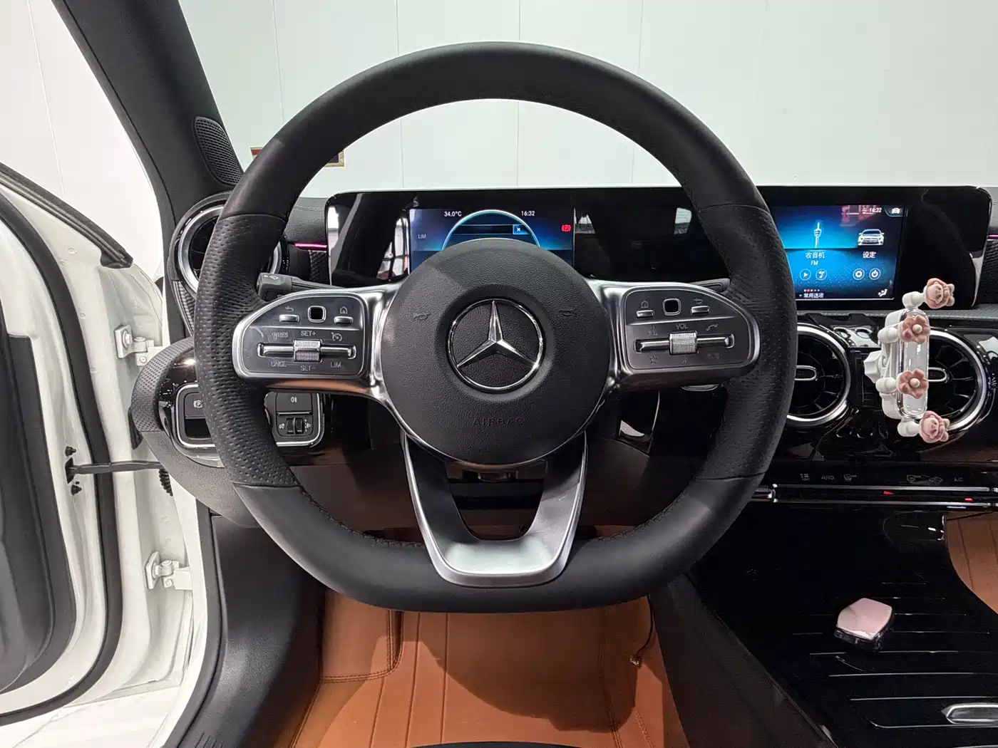 Mercedes-Benz Mercedes-Benz A-Class 2019 A 180 L Sport Sedan