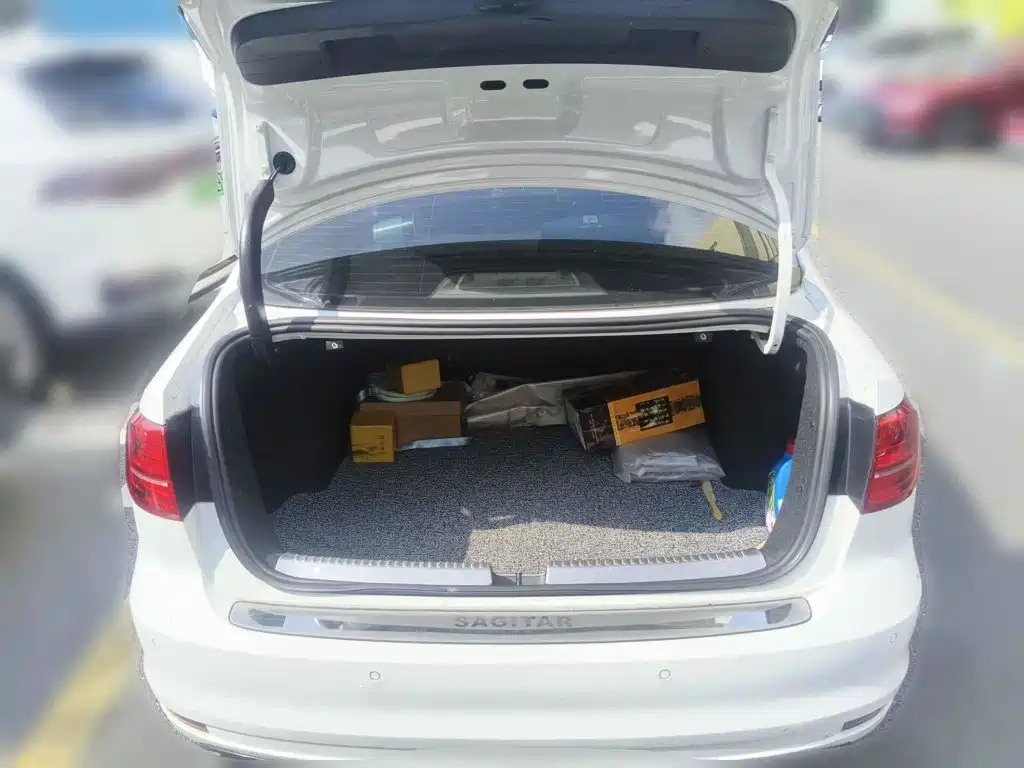 Volkswagen Sagitar 2018 280TSI DSG Spark Edition