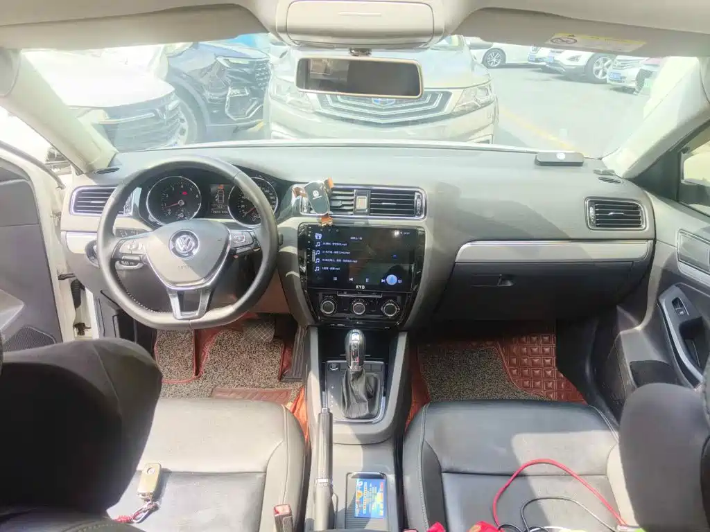 Volkswagen Sagitar 2018 280TSI DSG Spark Edition