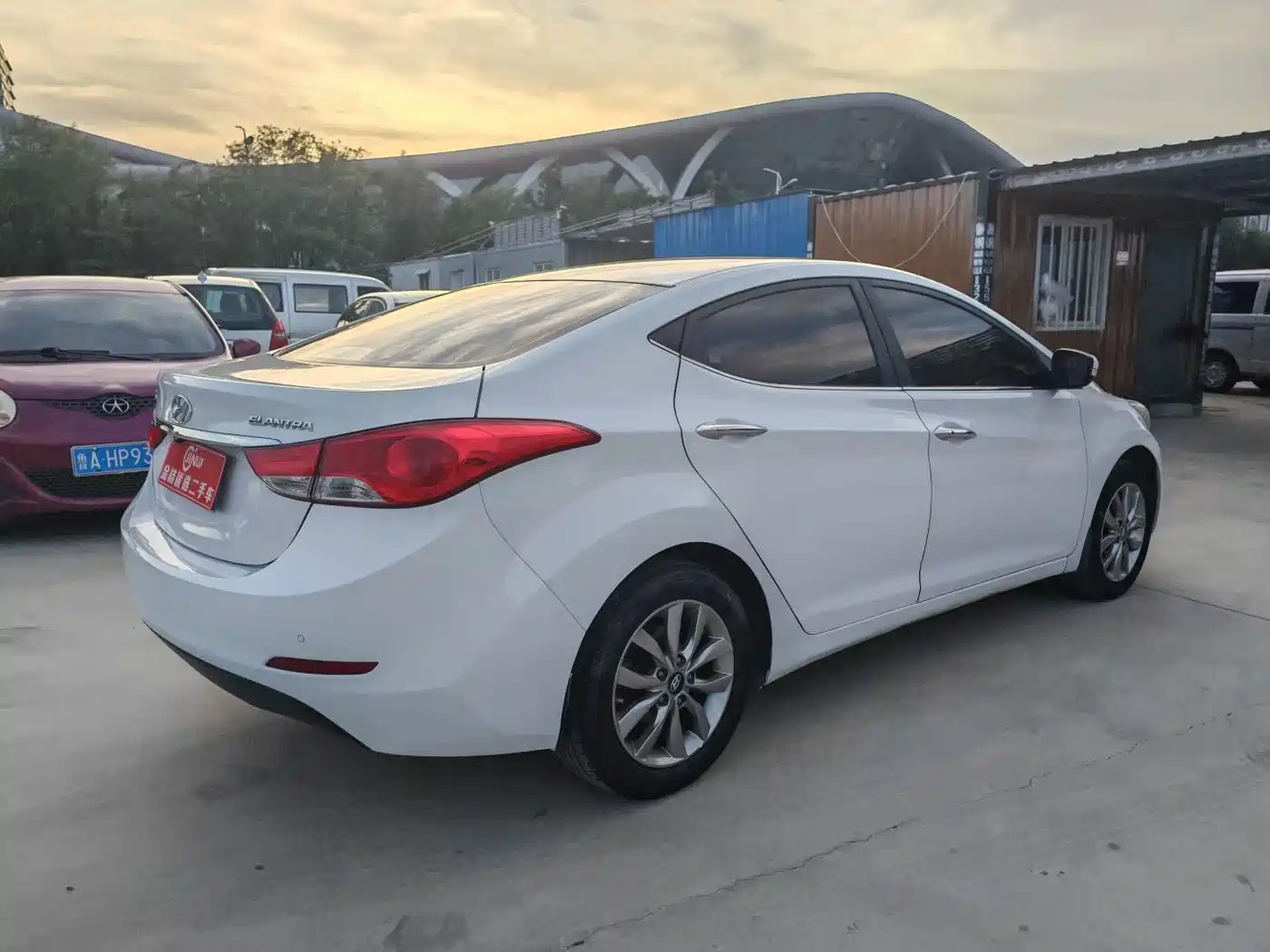Hyundai Langdong 2015 1.6L Manual Premium