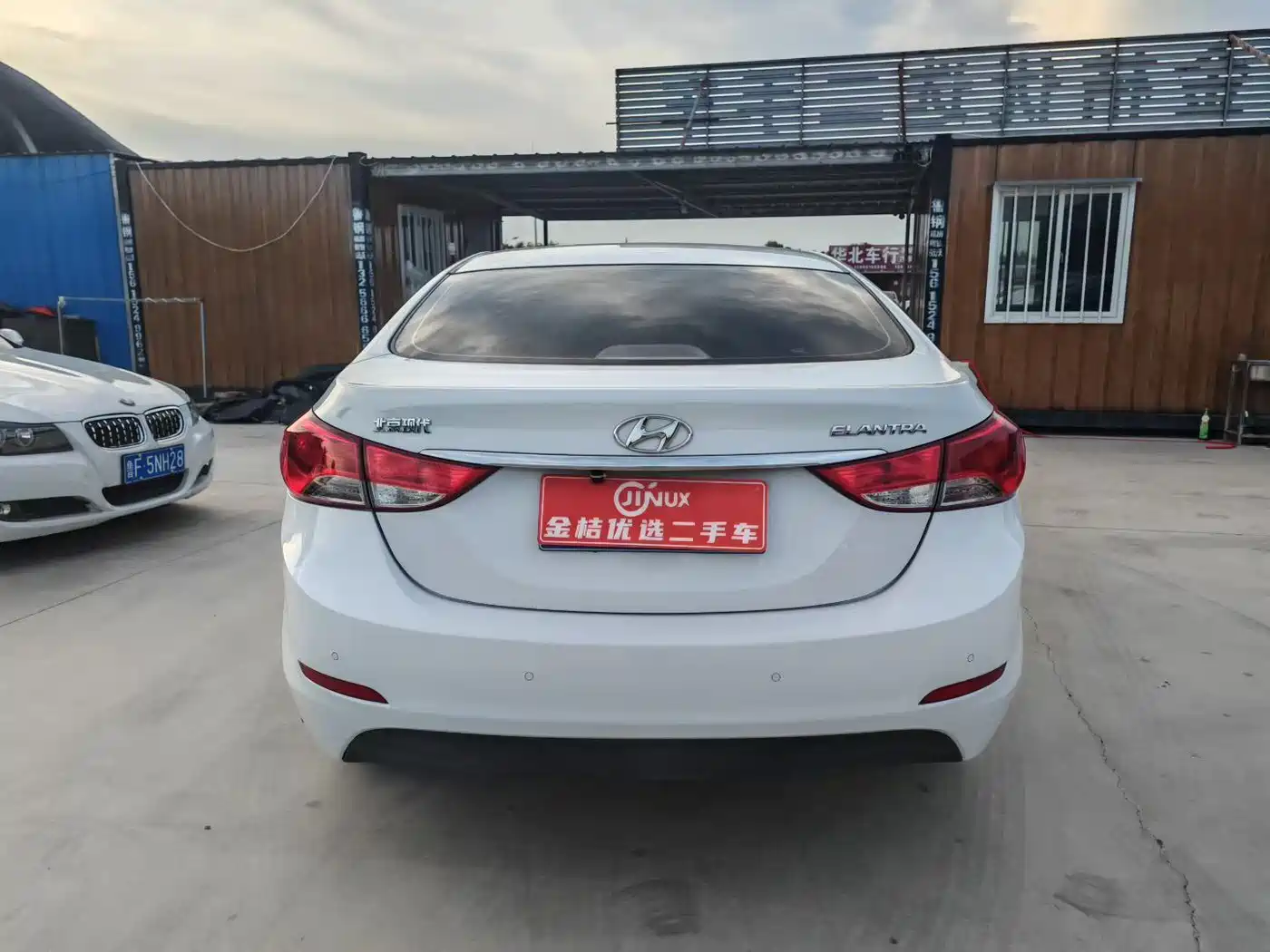 Hyundai Langdong 2015 1.6L Manual Premium