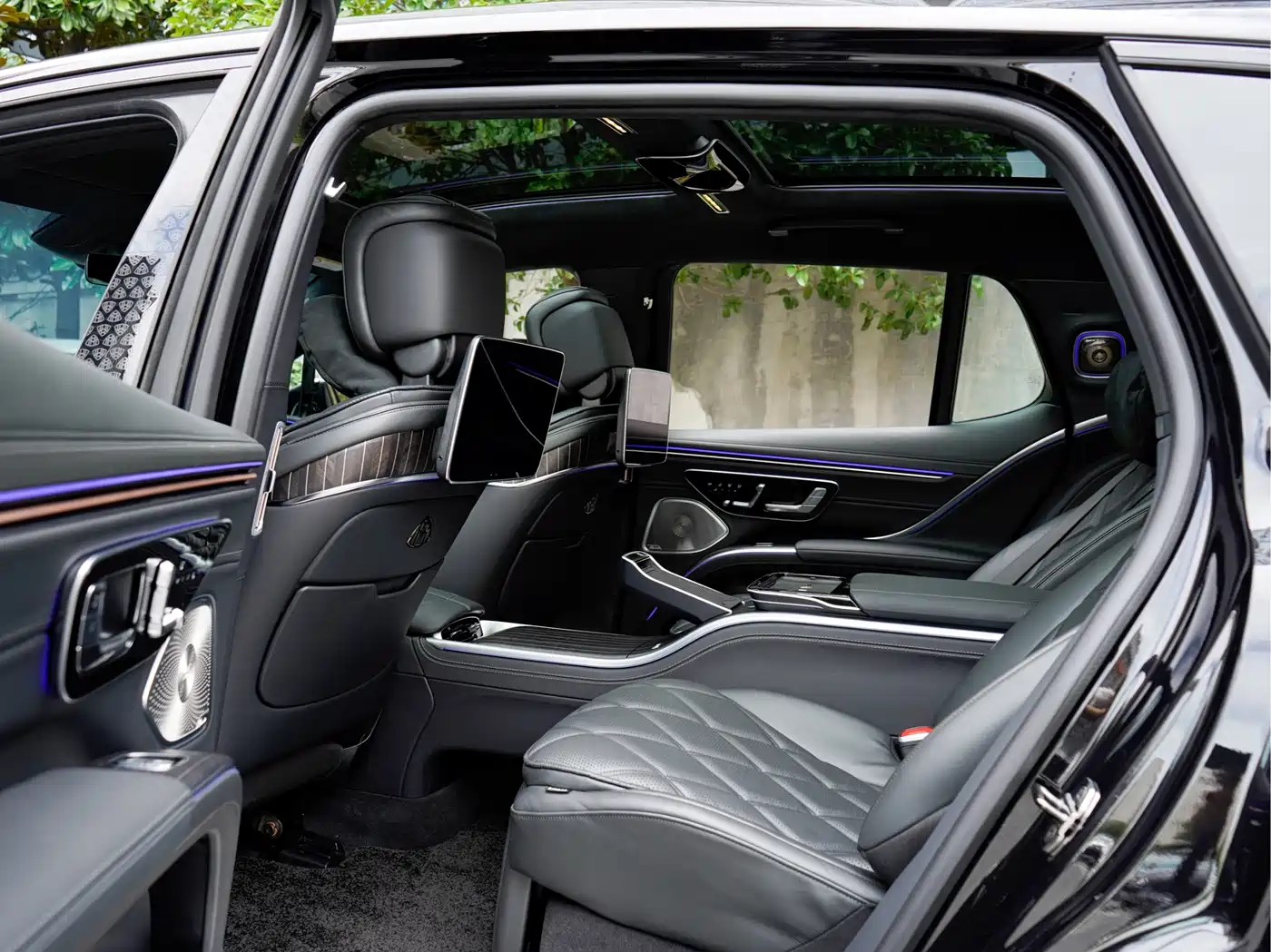 Mercedes-Benz Maybach EQS SUV 2024 EQS 680 Ceremony Edition