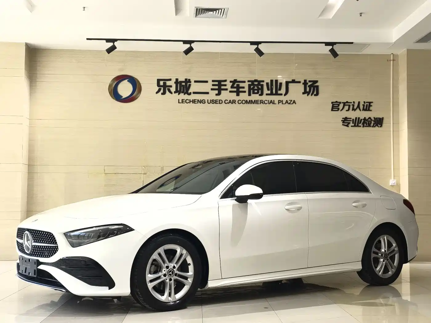 Mercedes-Benz Mercedes-Benz A-Class 2023 A 180 L