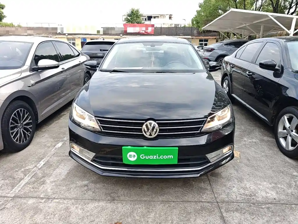 Volkswagen Sagitar 2018 1.6L Automatic Comfort