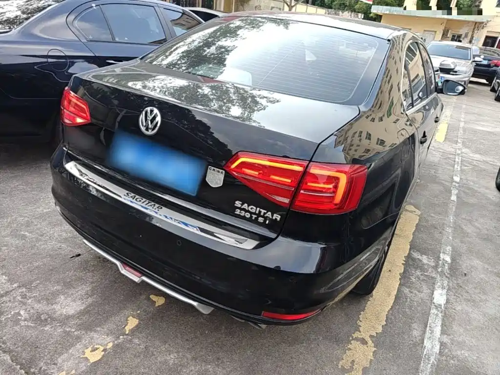 Volkswagen Sagitar 2018 1.6L Automatic Comfort