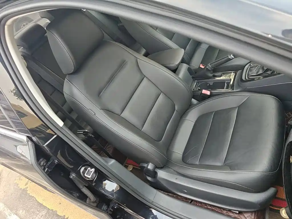 Volkswagen Sagitar 2018 1.6L Automatic Comfort