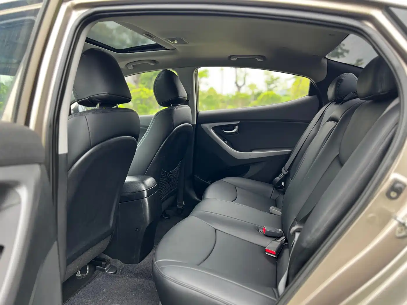 Hyundai Langdong 2016 1.6L Automatic Premium Edition