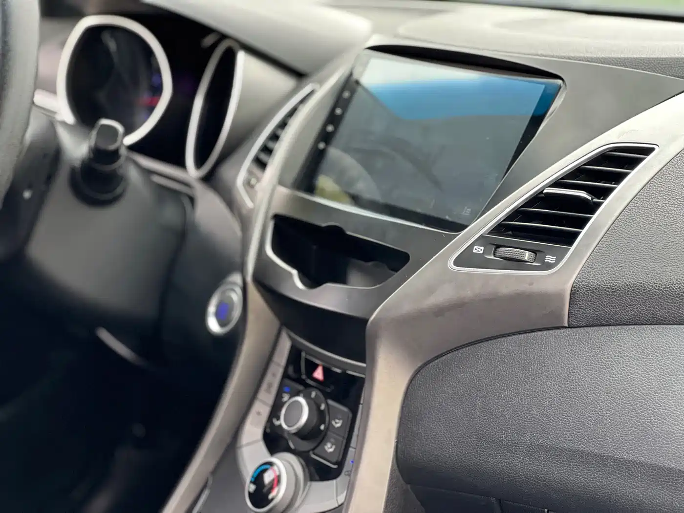 Hyundai Langdong 2016 1.6L Automatic Premium Edition