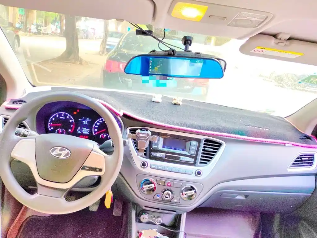 Hyundai Hyundai Verna 2016 1.4L Manual Cool Edition GLS