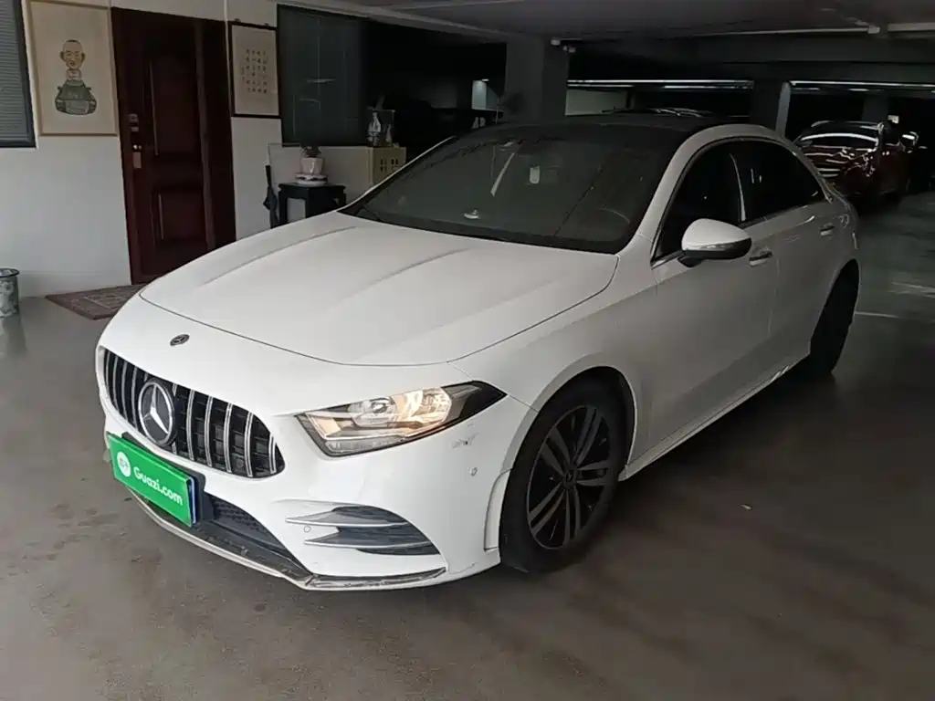 Mercedes-Benz Mercedes-Benz A-Class 2019 A 180 L Sport Sedan