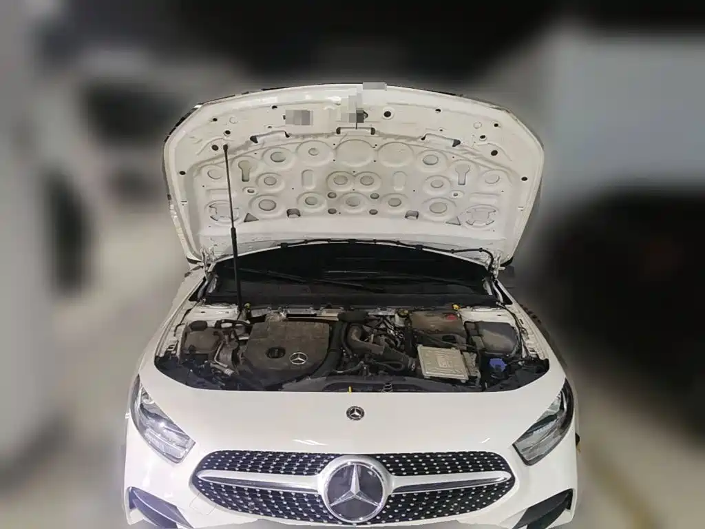 Mercedes-Benz Mercedes-Benz A-Class 2020 Second Facelift A 180 L Sport Sedan