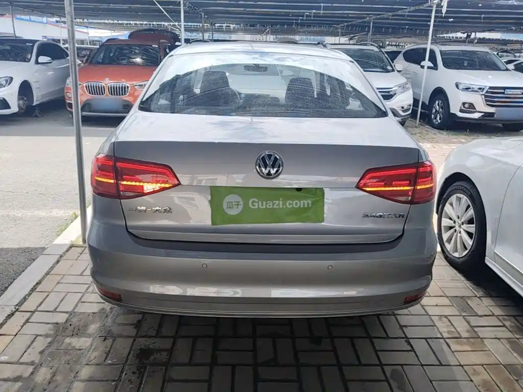 Volkswagen Sagitar 2018 1.6L Automatic Comfort