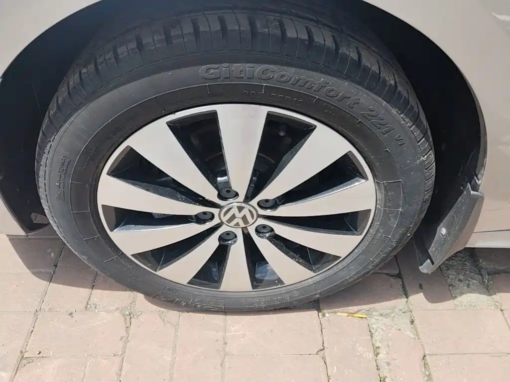 Volkswagen Sagitar 2018 1.6L Automatic Comfort