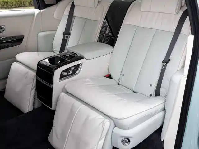 Rolls-Royce Phantom 2024 Long Wheelbase Series II