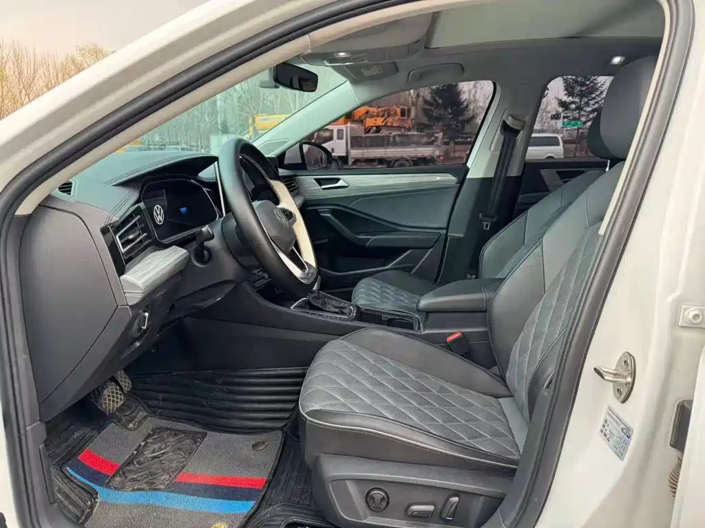 Volkswagen Sagitar 2023 280TSI DSG Surpass Plus Edition