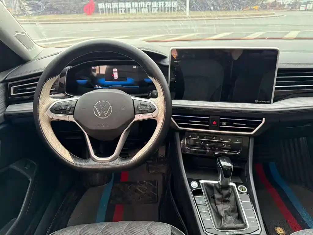 Volkswagen Sagitar 2023 280TSI DSG Surpass Plus Edition