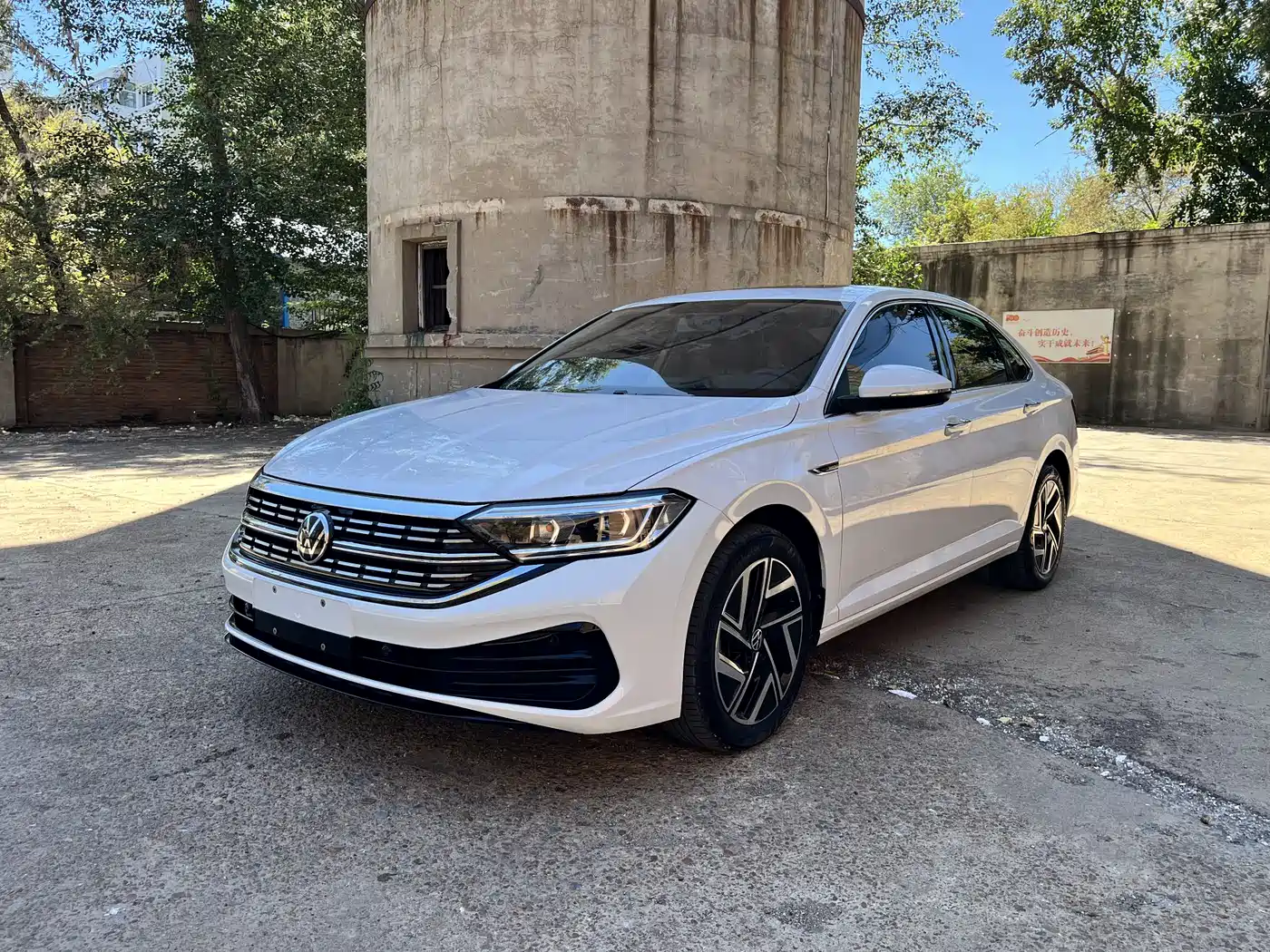 Volkswagen Sagitar 2023 280TSI DSG Surpass Plus Edition