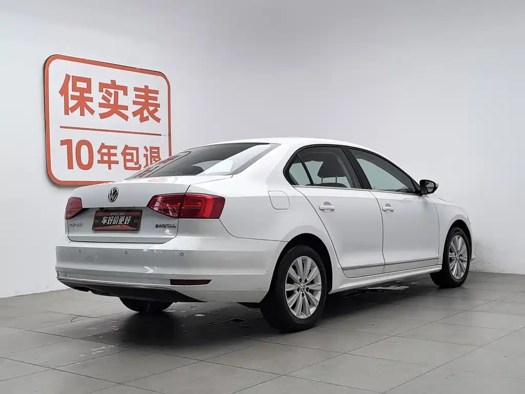 Volkswagen Sagitar 2015 1.6L Manual Comfort