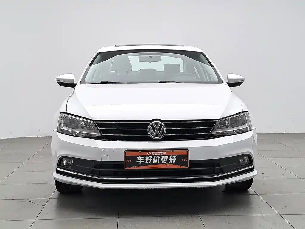Volkswagen Sagitar 2015 1.6L Manual Comfort