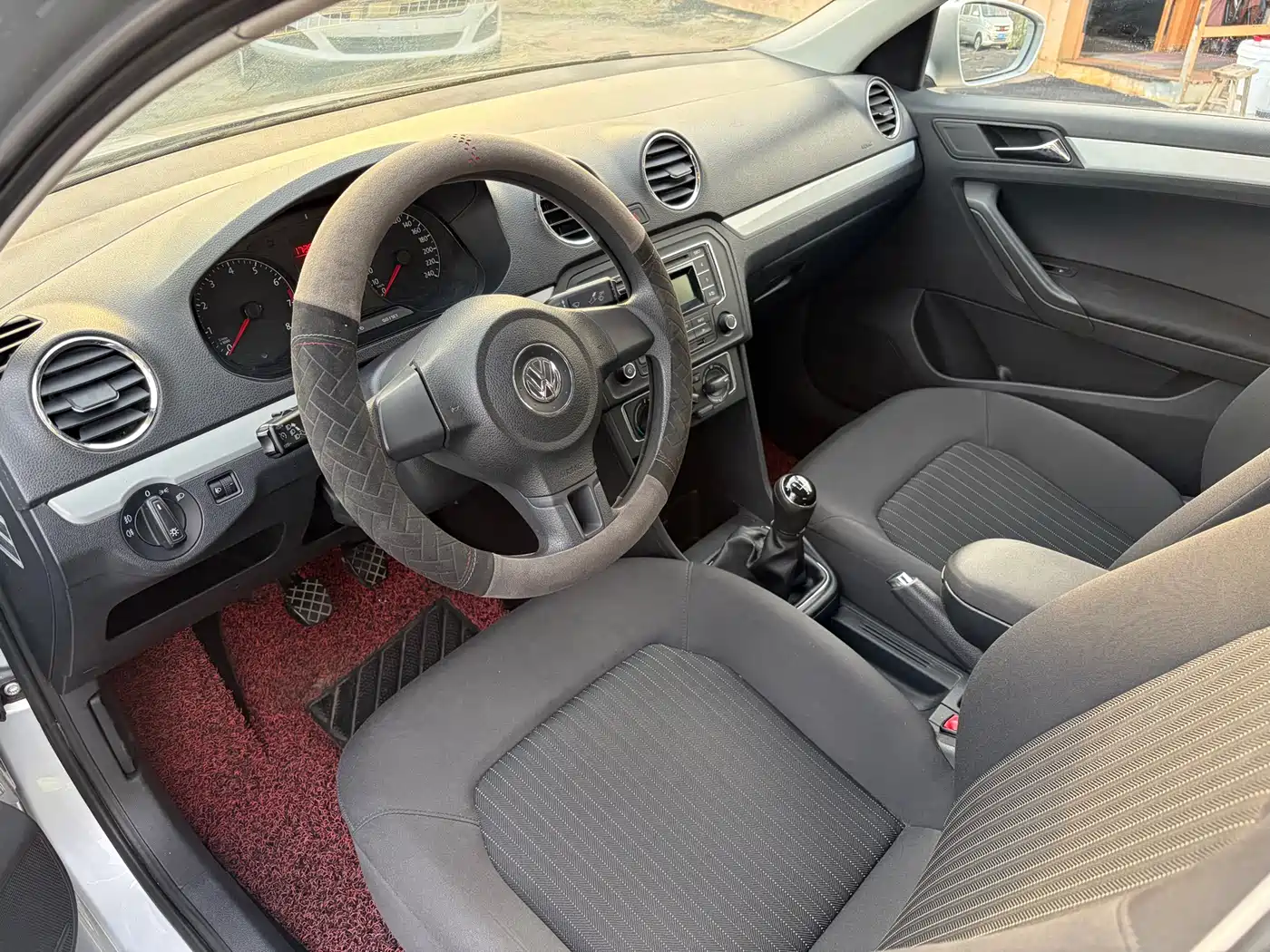Volkswagen Jetta 2015 Quality Edition 1.4L Manual Comfort