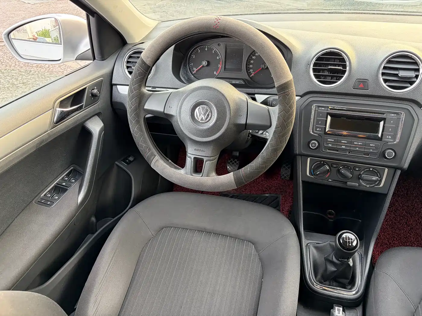 Volkswagen Jetta 2015 Quality Edition 1.4L Manual Comfort