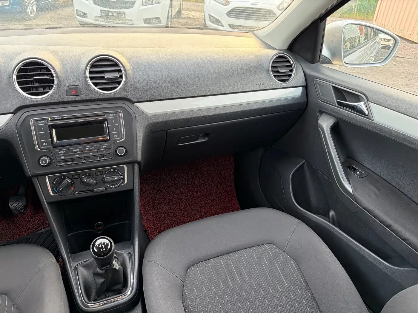 Volkswagen Jetta 2015 Quality Edition 1.4L Manual Comfort
