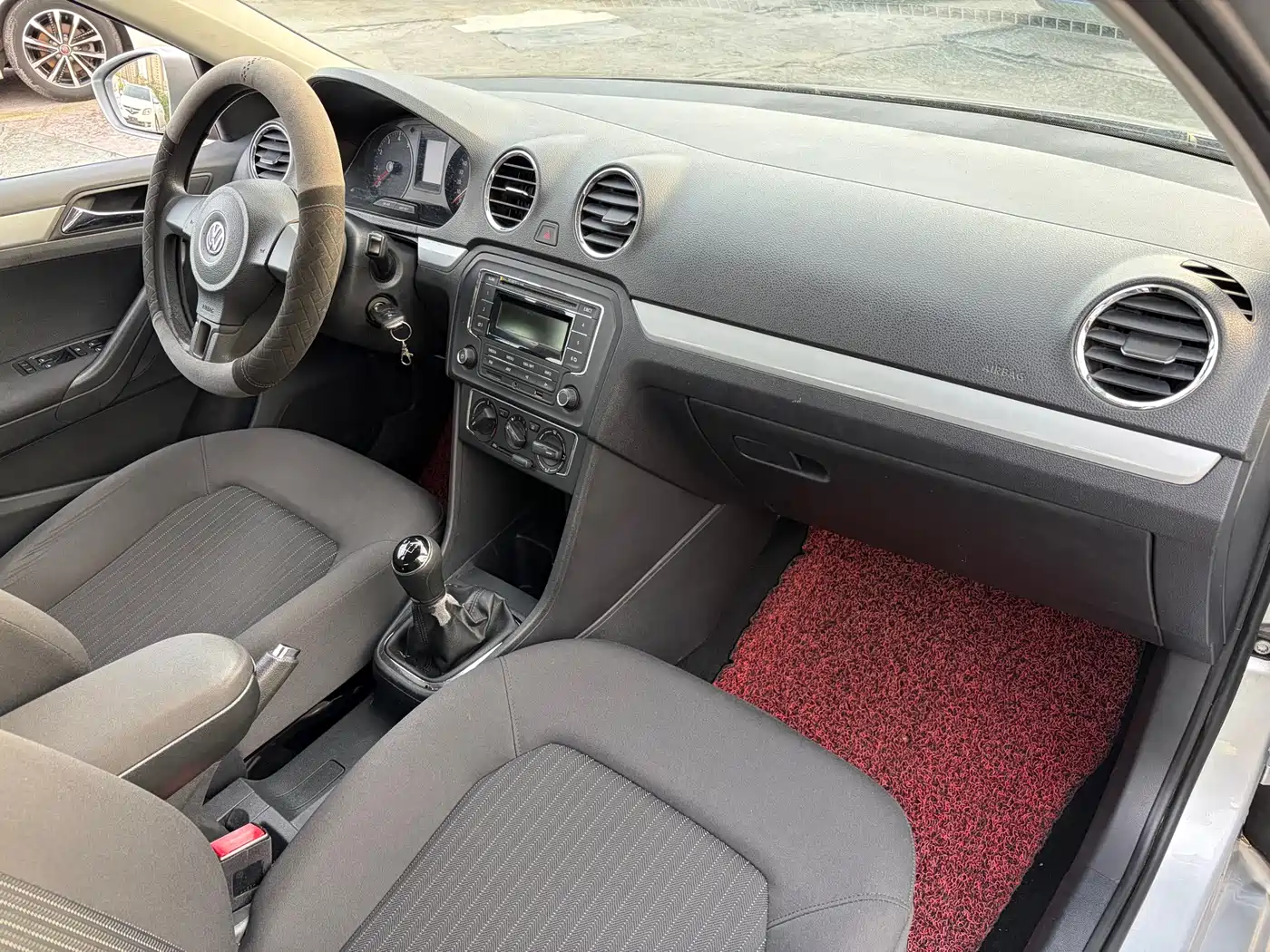 Volkswagen Jetta 2015 Quality Edition 1.4L Manual Comfort