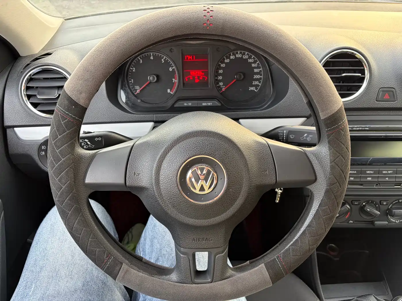 Volkswagen Jetta 2015 Quality Edition 1.4L Manual Comfort