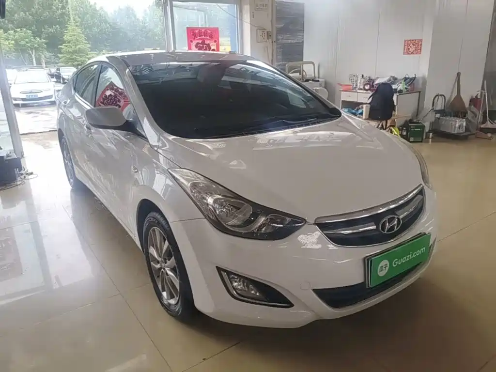 Hyundai Langdong 2015 1.6L Auto Trend