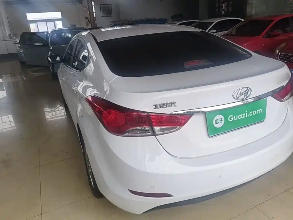Hyundai Langdong 2015 1.6L Auto Trend