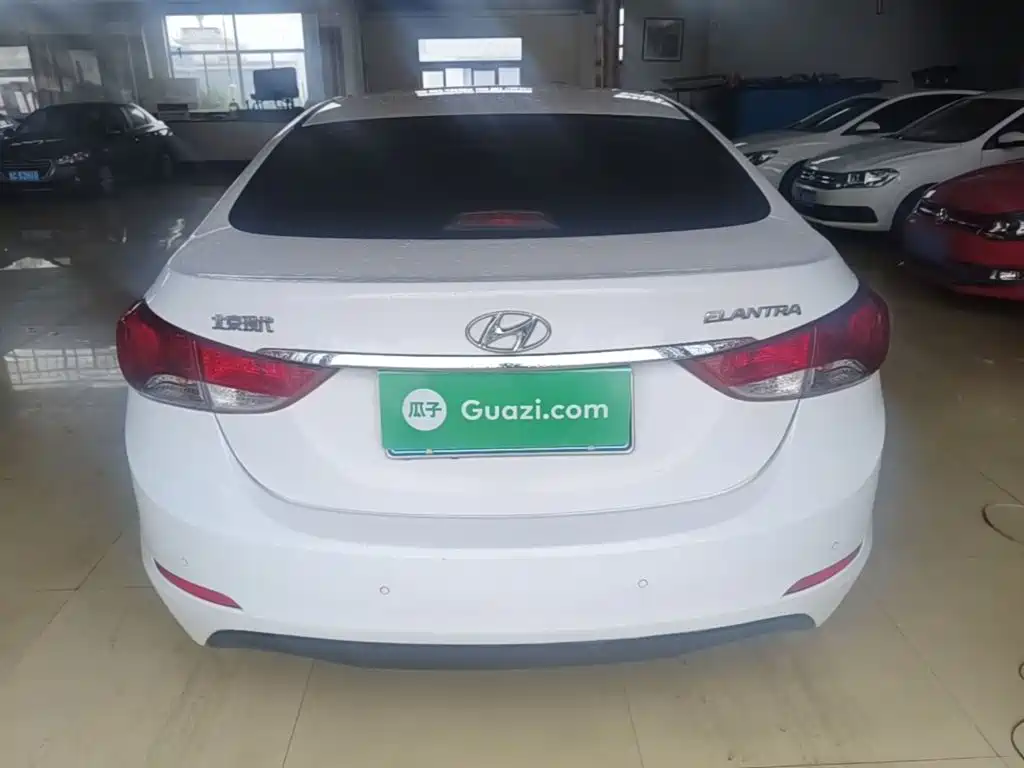 Hyundai Langdong 2015 1.6L Auto Trend