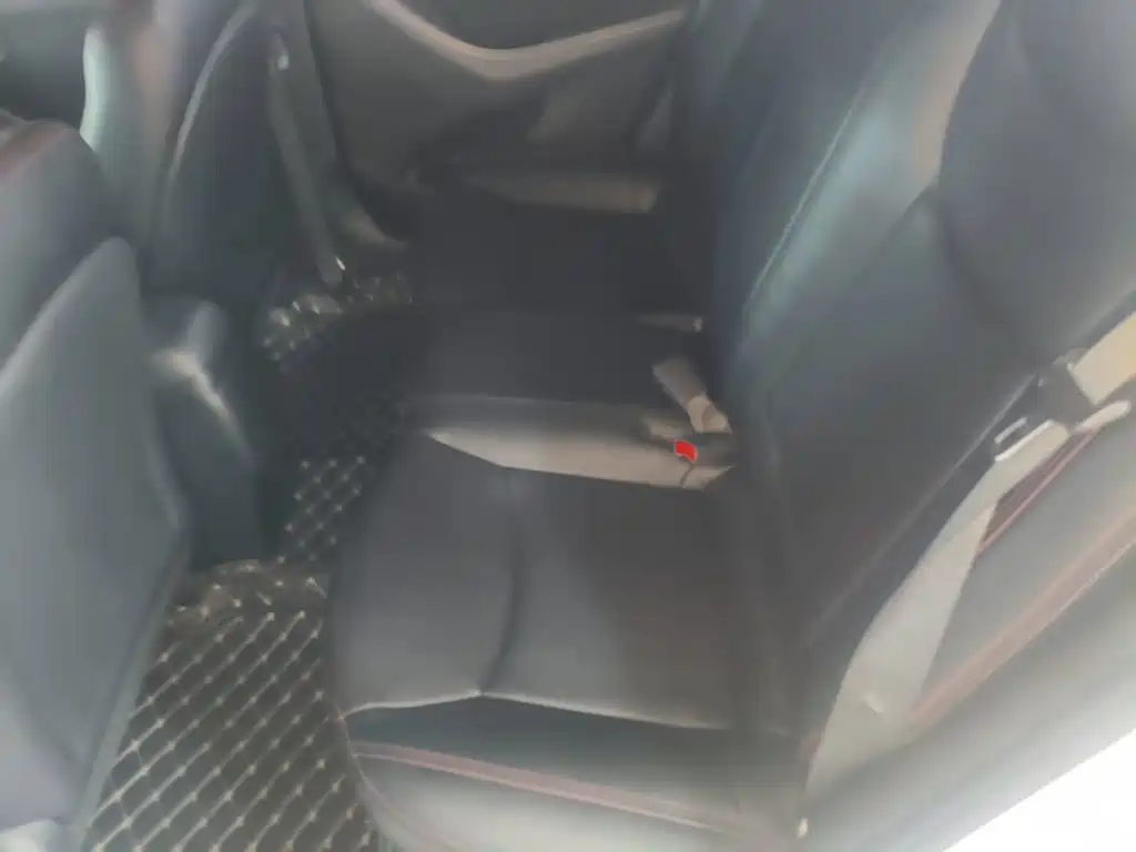 Hyundai Langdong 2015 1.6L Auto Trend