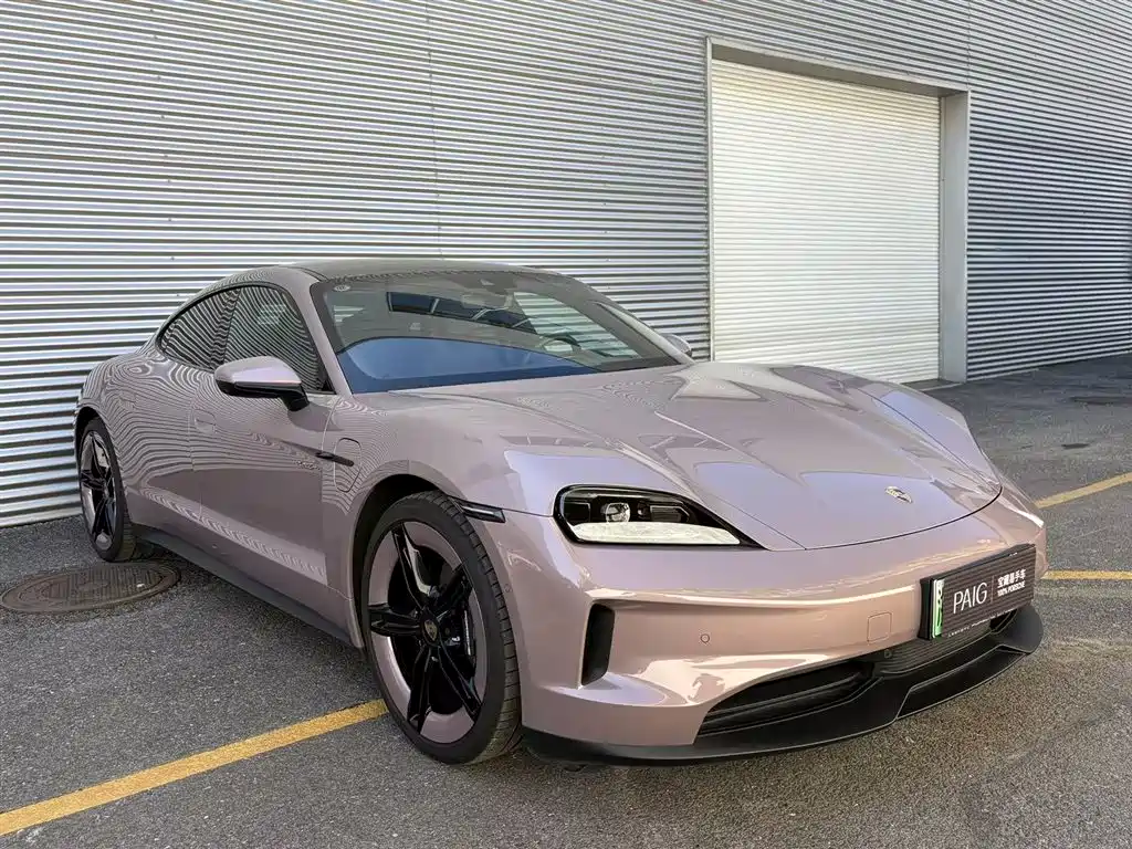 Porsche Taycan 2025 Taycan