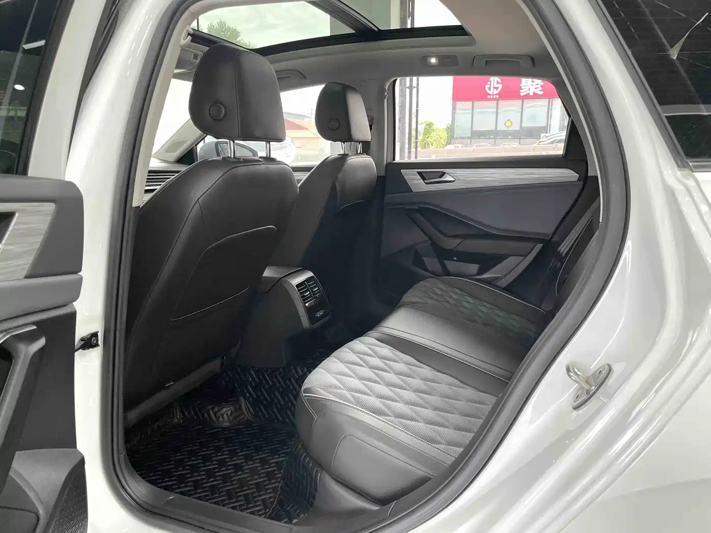 Volkswagen Sagitar 2023 280TSI DSG Beyond Lite