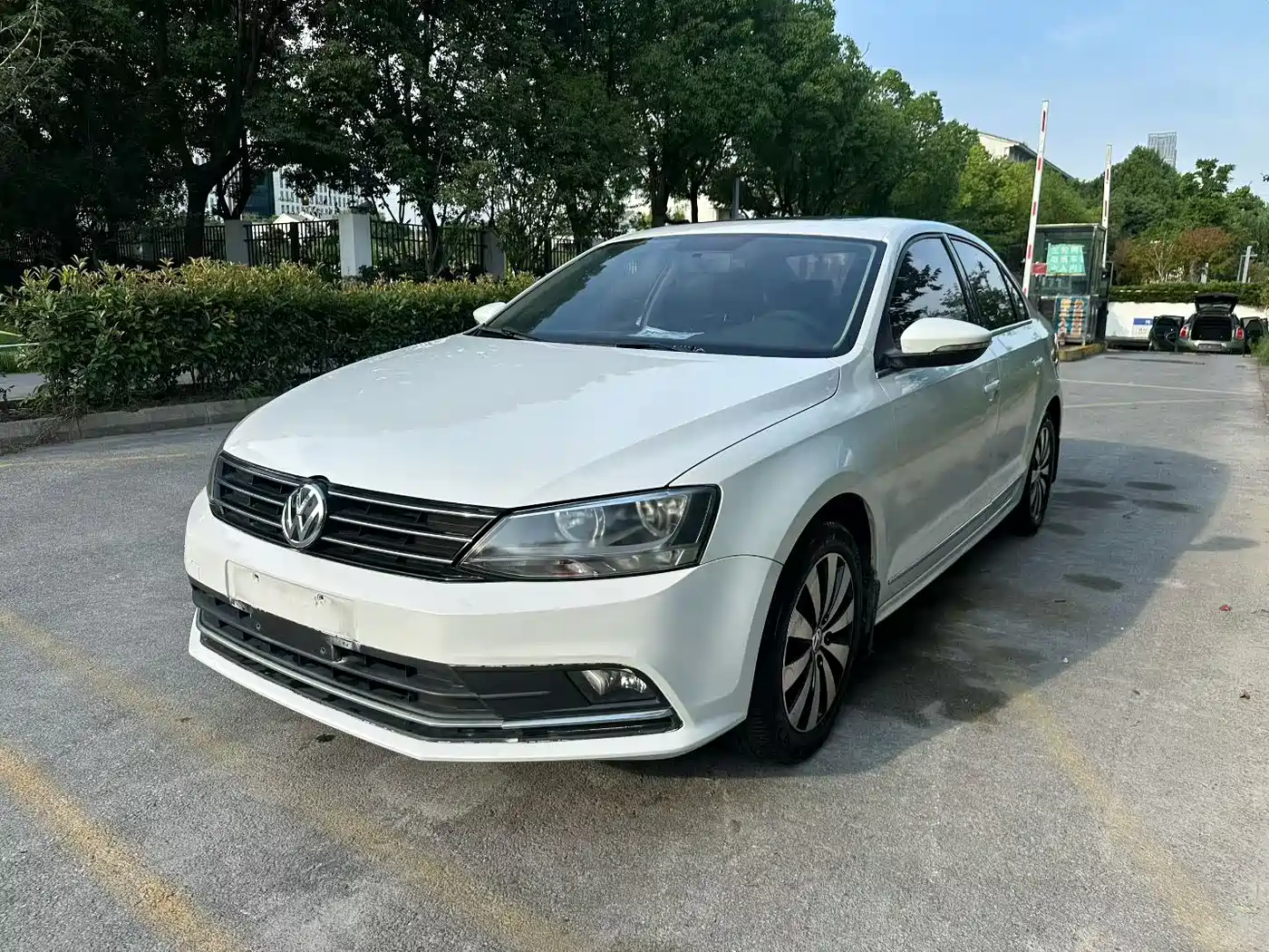 Volkswagen Sagitar 2017 1.6L Automatic Comfort