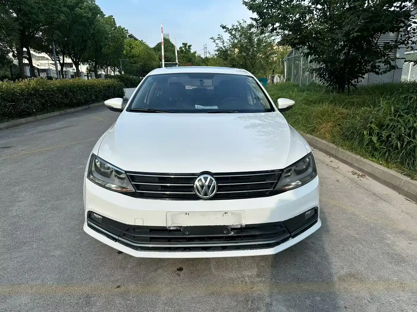 Volkswagen Sagitar 2017 1.6L Automatic Comfort
