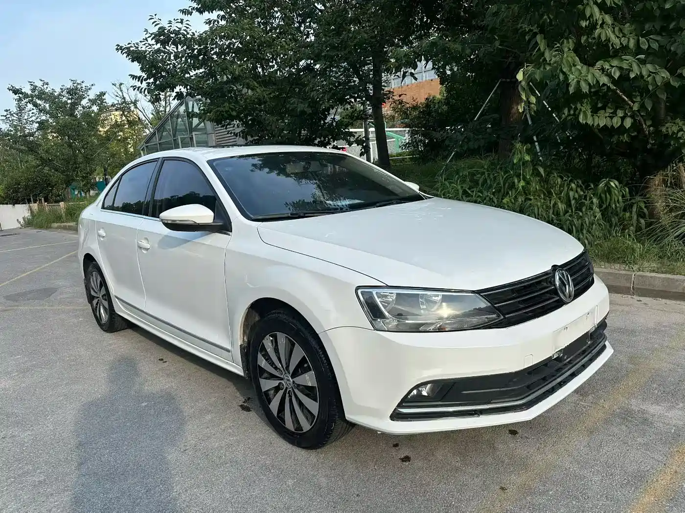 Volkswagen Sagitar 2017 1.6L Automatic Comfort