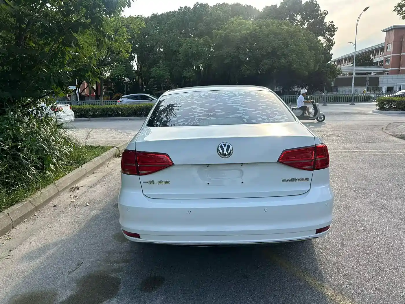 Volkswagen Sagitar 2017 1.6L Automatic Comfort
