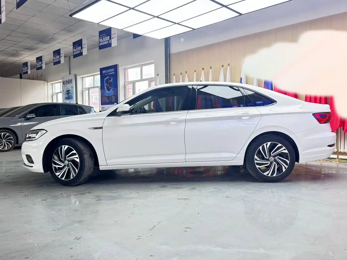 Volkswagen Sagitar 2021 280TSI DSG Luxury Smart Connect