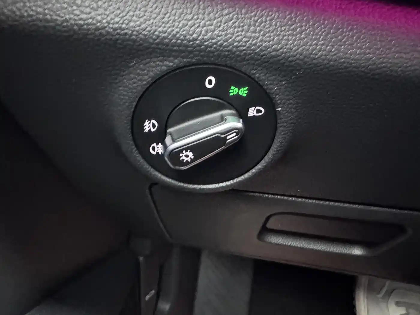 Volkswagen Sagitar 2021 280TSI DSG Luxury Smart Connect