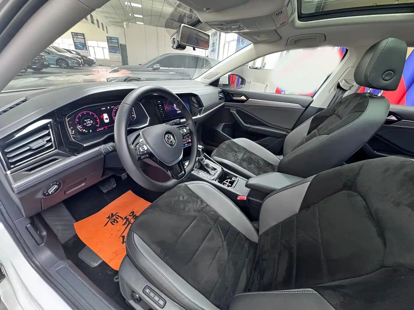 Volkswagen Sagitar 2021 280TSI DSG Luxury Smart Connect