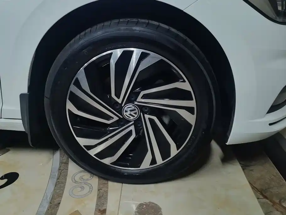 Volkswagen Sagitar 2022 200TSI DSG Soaring Edition