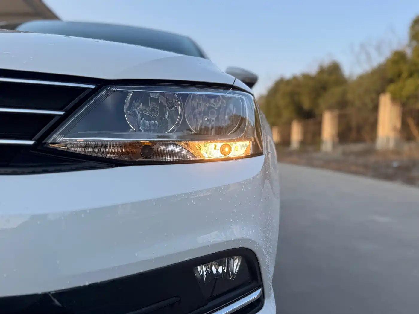 Volkswagen Sagitar 2015 1.6L Automatic Comfort