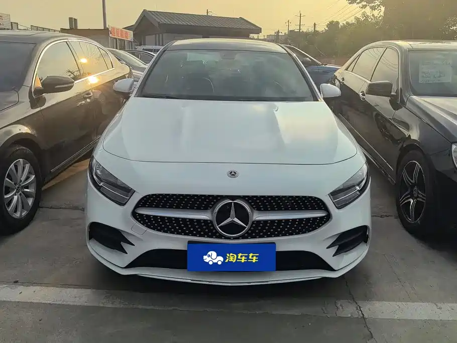 Mercedes-Benz Mercedes-Benz A-Class 2021 A 180 L