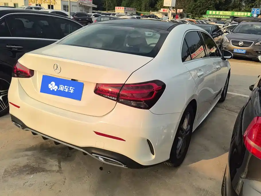 Mercedes-Benz Mercedes-Benz A-Class 2021 A 180 L