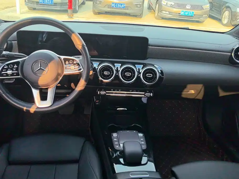 Mercedes-Benz Mercedes-Benz A-Class 2021 A 180 L