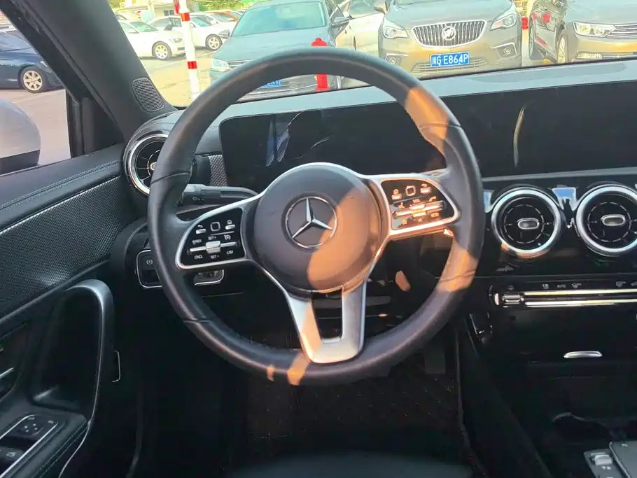 Mercedes-Benz Mercedes-Benz A-Class 2021 A 180 L