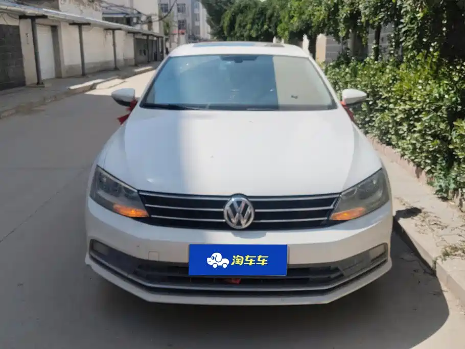Volkswagen Sagitar 2018 1.6L Manual Comfort